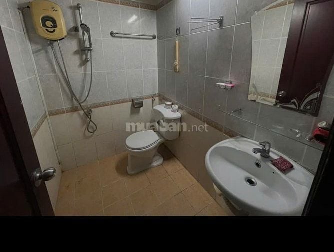 Chung cư Screc Trường Sa, Quận 3: 81m2, 2p ngủ, full nội thất, 13tr/th