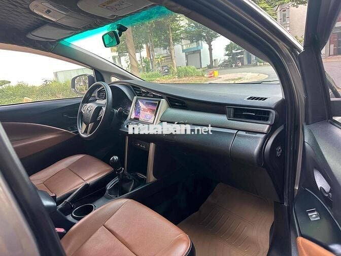 Toyota Innova 2016 máy Rin 1 chủ mua mới