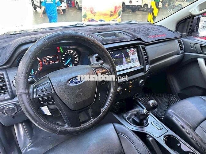 Ford Ranger 2019 XLS 2.2L 4x2 MT - Có BH Hãng