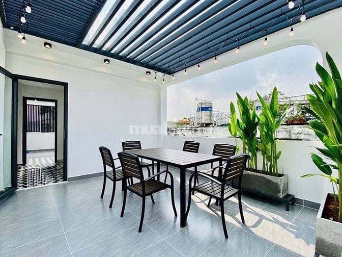 Đi nước ngoài định cư bán gấp nhà ở đường Bành Văn Trân, phường 7, quậ