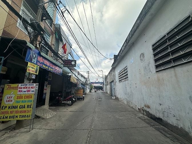 Bán Nhà cấp 4 hẻm (12m) 364 T.Ngọc Hầu Ngay ngã 6 Giá chưa qua đầu tư