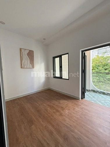 Chính chủ bán nhà Lê Văn Linh P13 Q4.43m2,1trệt 1lầu,có hiên trước nhà