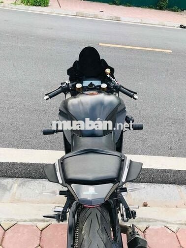 R15v3 độ đẹp