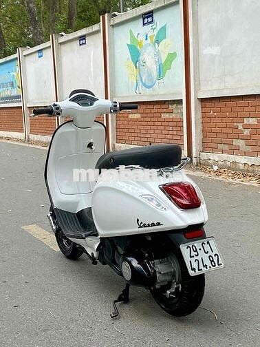 VESPA SPRINT 3VIE MÀU TRẮNG!