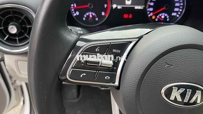 Kia Cerato 2019 1.6 AT Luxury - 68000 km