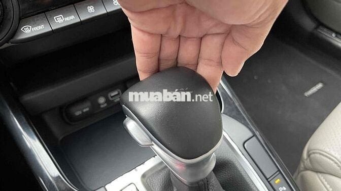 Kia Cerato 2019 1.6 AT Luxury - 68000 km
