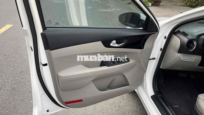 Kia Cerato 2019 1.6 AT Luxury - 68000 km