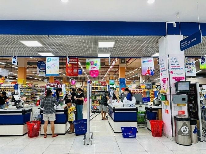 Cửa hàng tiêu dùng mỹ phẩm  tuyển lao động phổ thông 