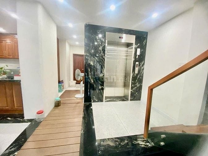 Vỡ nợ bán gấp nhà hxh đường Nguyễn Thiện Thuật,q3-dt 62m2,giá 920tr