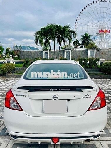 Nissan Sunny Tự Động 2017