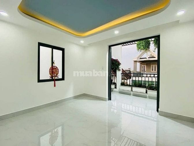Đi nước ngoài định cư bán gấp nhà ở đường Nguyễn Hữu Thọ, phường Tân H