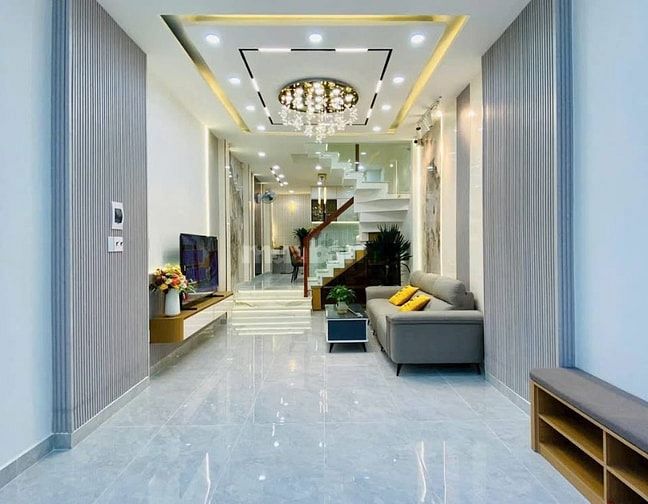 Đi nước ngoài định cư bán gấp nhà ở đường Nguyễn Hữu Thọ, phường Tân H