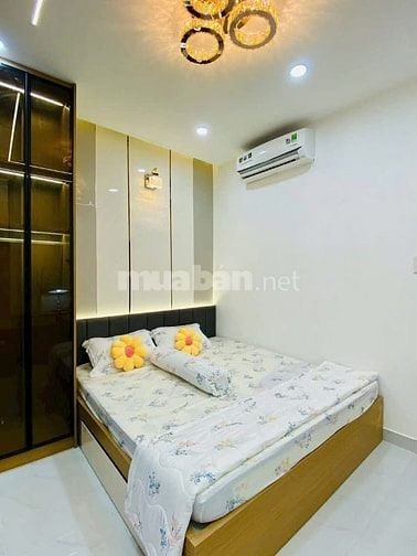 Đi nước ngoài định cư bán gấp nhà ở đường Nguyễn Hữu Thọ, phường Tân H