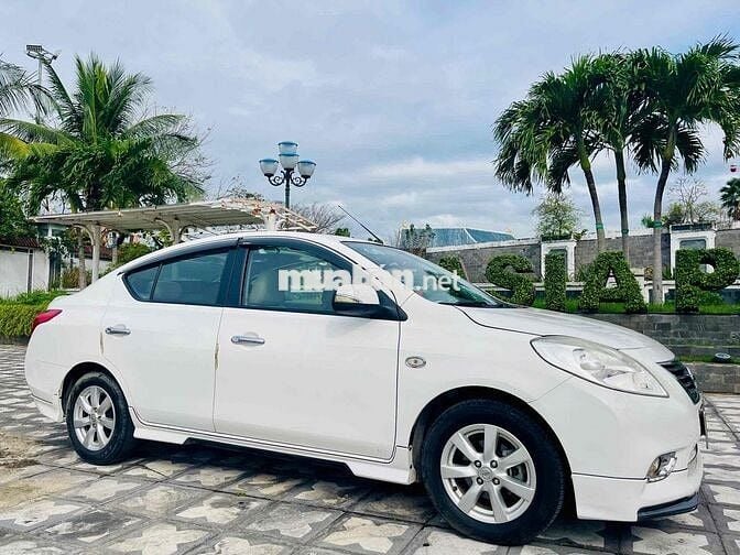 Nissan Sunny Tự Động 2017
