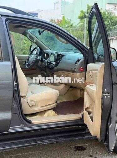 Toyota Fortuner 2.7V AT  sx 2009