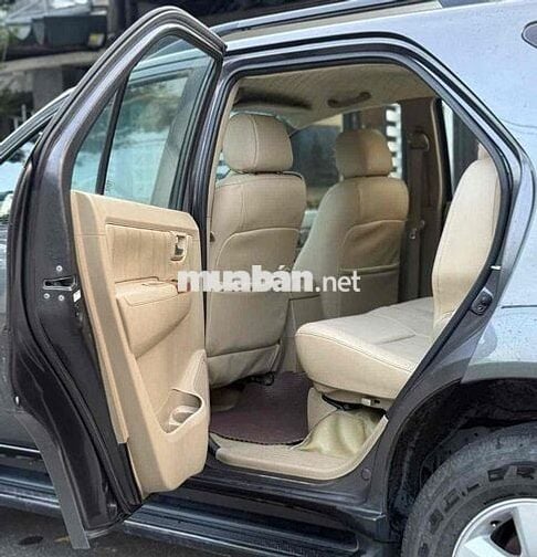 Toyota Fortuner 2.7V AT  sx 2009