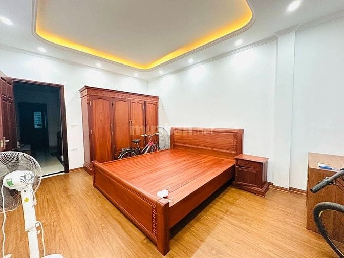 Siêu phẩm mặt phố  Gara ô tô Hạ Đình Thanh Xuân DT61m2 6 tầng 15,6 tỷ