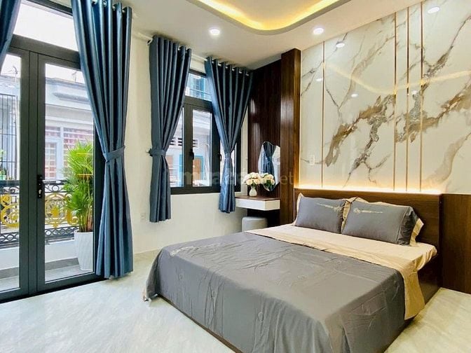 Bán nhà Trần Văn Đang Q3, 68m² chỉ 3.1 tỷ, trung tâm, sổ riêng