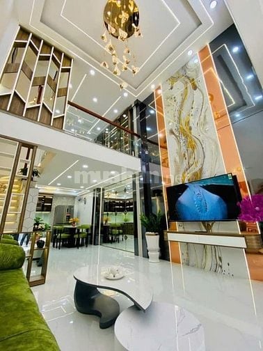 Bán gấp nhà Học Lạc, p.14, Quận 5. Giá 3,23 tỷ/56m2, đường rộng 5m
