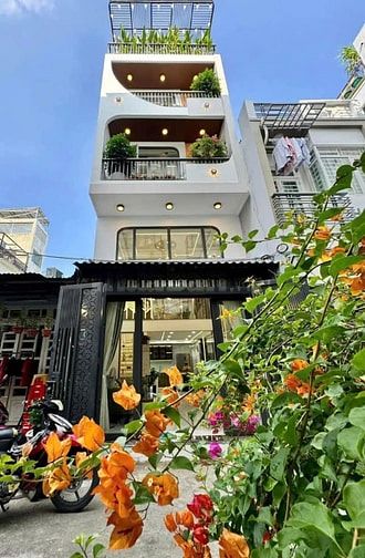 Bán gấp nhà Học Lạc, p.14, Quận 5. Giá 3,23 tỷ/56m2, đường rộng 5m