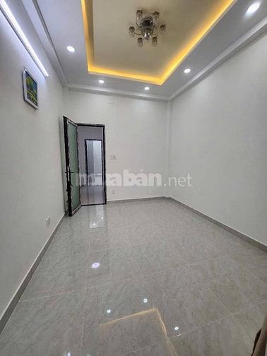 Ngộp vốn làm ăn cần bán gấp căn nhà 1T1L 56m2 Phạm Hữu Lầu Q7 - 810tr 