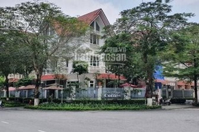 BÁN GẤP BIỆT THỰ LINH ĐÀM 200 MÉT 40 TỶ