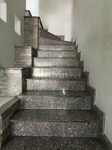 Bán nhà 6x18m 1 trệt 1 lầu và sân thượng KDC Bình Hưng, Bình Chánh