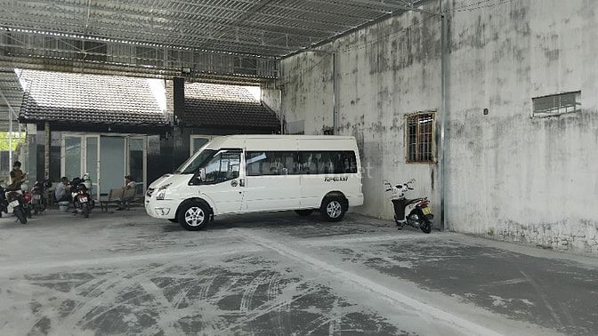 🔥 CHO THUÊ HOẶC BÁN KHO GIỮ XE 919M² – ĐỐI DIỆN QUỐC LỘ 80 – CÓ BIỆT 