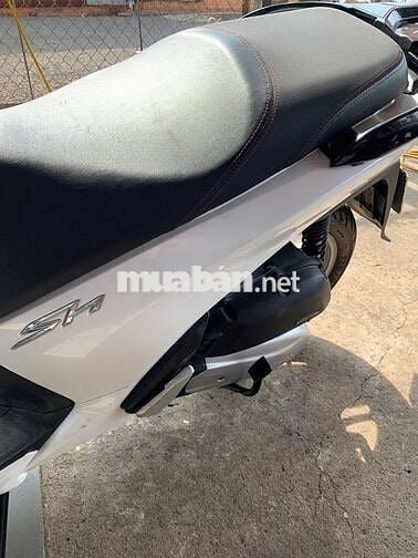 SH 125i đời 2013, máy zin không tiếng động lạ.
