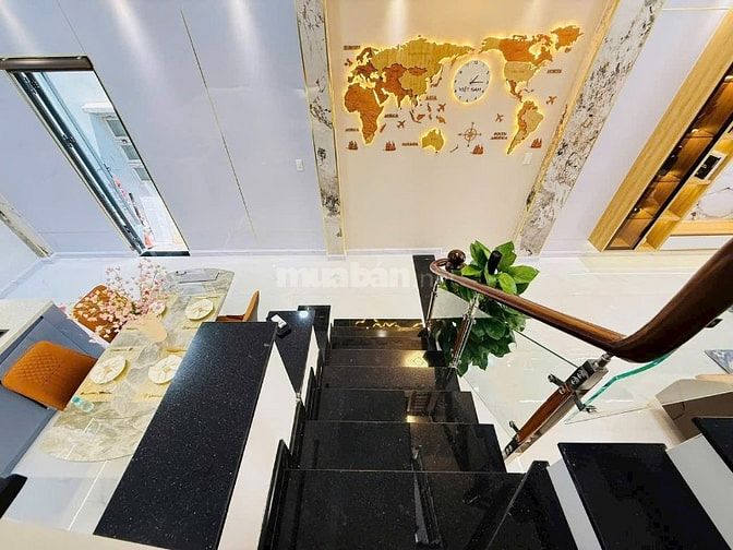 Bán nhà Nguyễn Đình Chiểu Q3, 80m² chỉ 3.8 tỷ, sổ riêng, vị trí đẹp