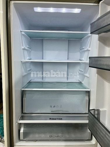 Chính chủ nhượng lại tủ lạnh Panasonic 450l như mới.