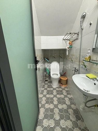 Nhà chính chủ đường Cao Văn Lầu, Quận 6.Gần chợ Bình Tây, Giá 3,010 tỷ