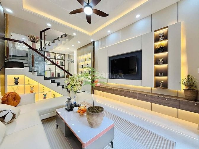 NHÀ BÁN 3 TẦNG ĐƯỜNG ĐOÀN VĂN BƠ, P8, QUẬN 4- 40m2/ 3 tỷ 150