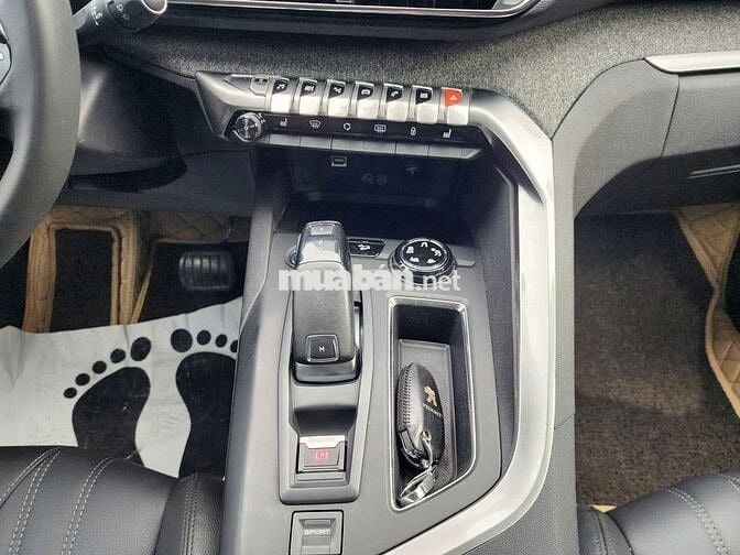 Peugeot 3008 2018 1.6L Turbo - 106000 km
