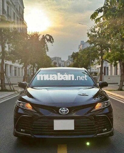 Toyota Camry 2.0G Model 2023 Sedan Hạng D Siêu Cọp