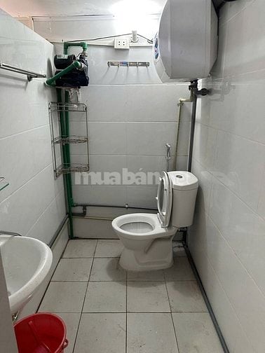Cho thuê nhà riêng 1 tầng, DT 25 m2, số 10 ngõ 158 phố Lò Đúc
