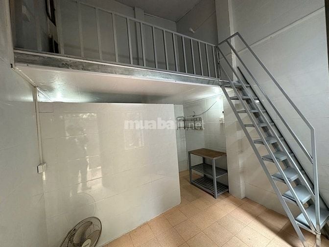 Cho thuê nhà riêng 1 tầng, DT 25 m2, số 10 ngõ 158 phố Lò Đúc