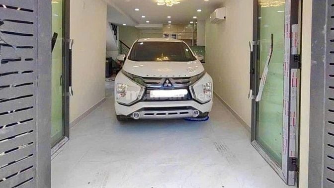 Bán nhà 2MT đường Duy Tân QPN dt: 3.3m(5.5m) x 9m 1 lầu 2PN giá 5 tỷ 7