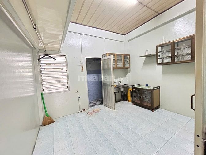 Chung cư Xóm Đầm P10 Q8, SHR , căn góc, gần cầu Chà Và, hỗ trợ NH