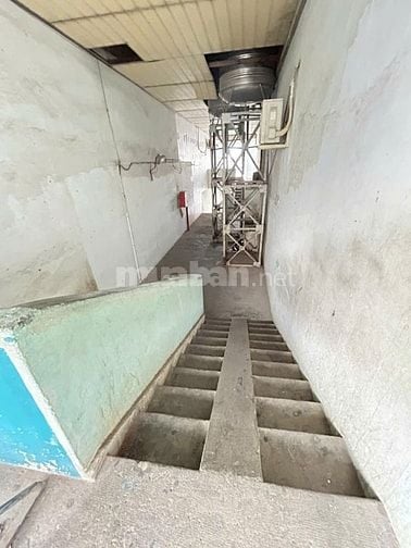 Chung cư Xóm Đầm P10 Q8, SHR , căn góc, gần cầu Chà Và, hỗ trợ NH