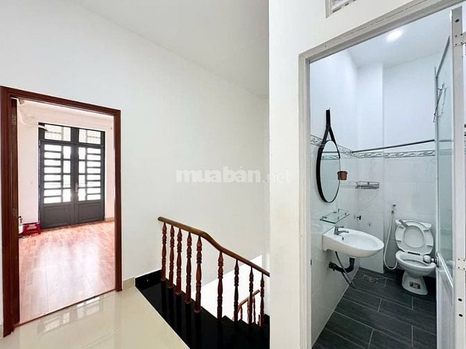 Ngộp BANK bán gấp căn nhà Phạm Hùng_B.Chánh 52m2 / 880tr Sổ Hồng Riêng