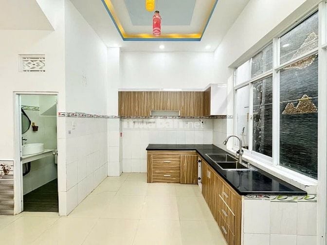 Ngộp BANK bán gấp căn nhà Phạm Hùng_B.Chánh 52m2 / 880tr Sổ Hồng Riêng