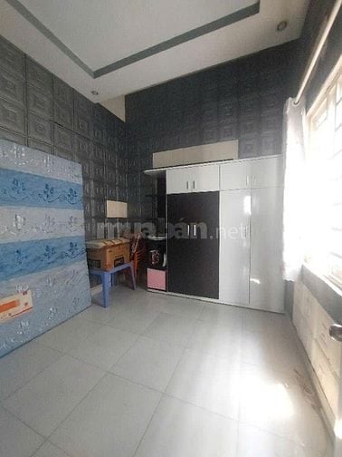 Gần Đình Long Kiểng 03 tầng ở ngay, DT ~30m2. Chỉ 2,4 Tỷ