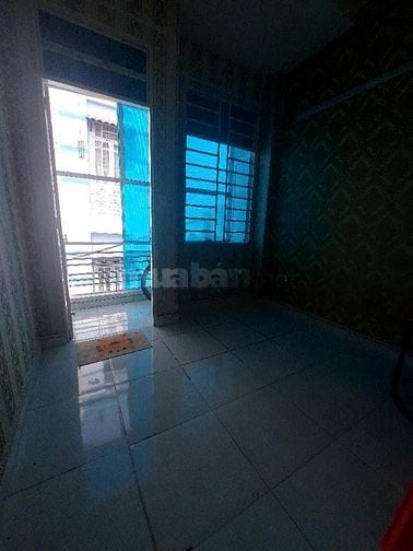 Gần Đình Long Kiểng 03 tầng ở ngay, DT ~30m2. Chỉ 2,4 Tỷ