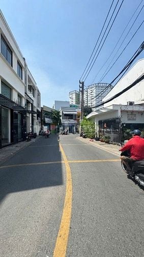 Bán nhà 2 MT  Trịnh Đình Trọng P. Phú Trung Quận Tân Phú 17.5 tỷ