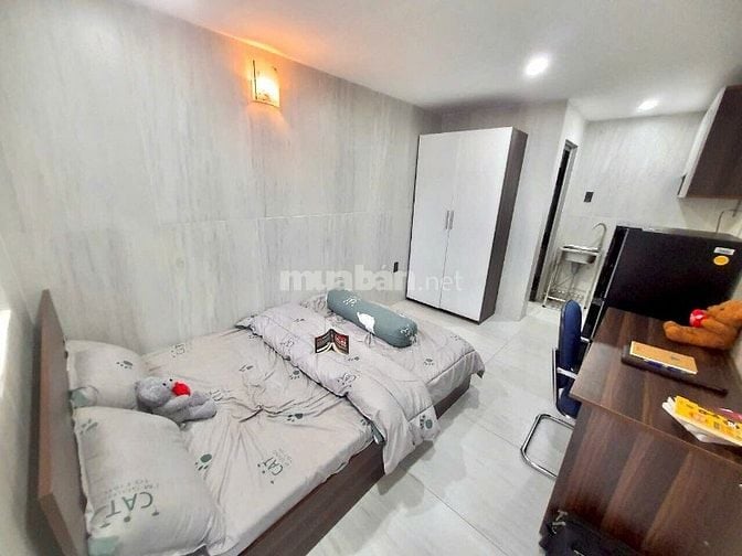 Bán gấp nhà mặt tiền ngay Trần Hưng Đạo DT 4..4m x 23m giá 37 tỷ