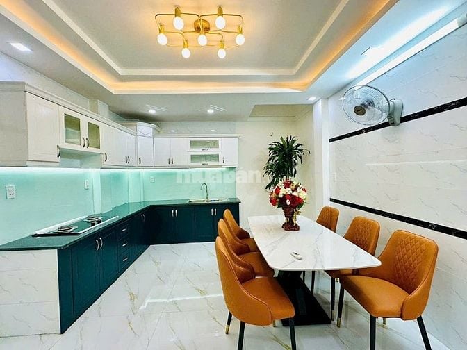 BÁN NHANH NHÀ KHU THẢO ĐIỀN Đường Số 47 Khu VIP Q.2. Đường 6M thông 