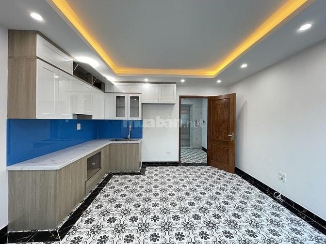 HIẾM! NHÀ MỚI TINH 6 TẦNG, 40M2 THANG MÁY PHỐ TÔN ĐỨC THẮNG CHỈ 8,6 TỶ
