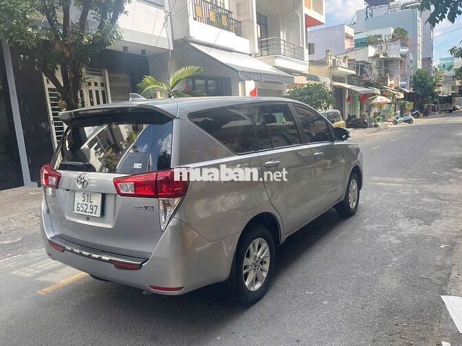 Bán innova E 2018