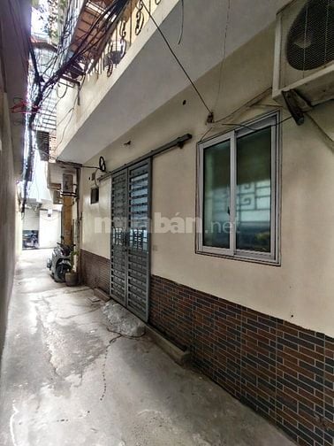 Bán nhà trong ngõ phố Kim Hoa quận Đống Đa ngõ đẹp. sổ đỏ giá tốt 